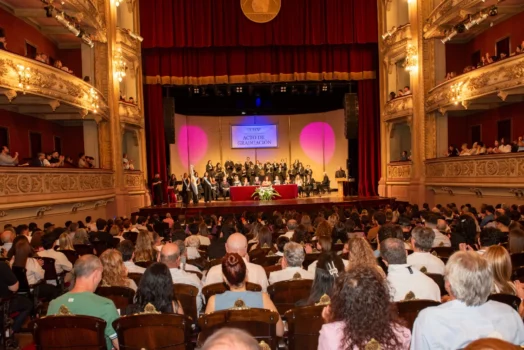 UCEL celebró el Acto de Graduación de la Promoción 2025 en el Teatro El Círculo
