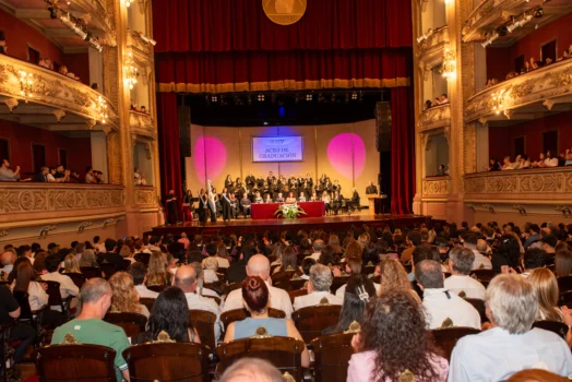 UCEL celebró el Acto de Graduación de la Promoción 2025 en el Teatro El Círculo